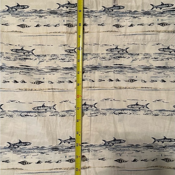 Men’s Columbia fish print short sleeve shirt - Picture 7 of 7